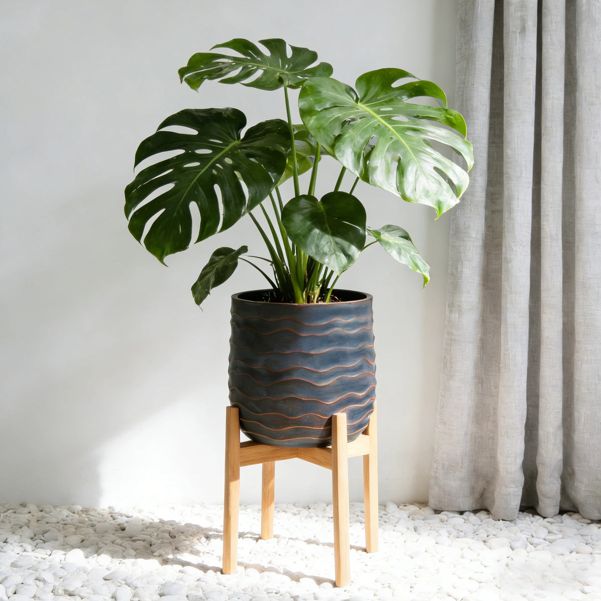 Set of 2 Textured Round Planters – Copper Gray & Blue