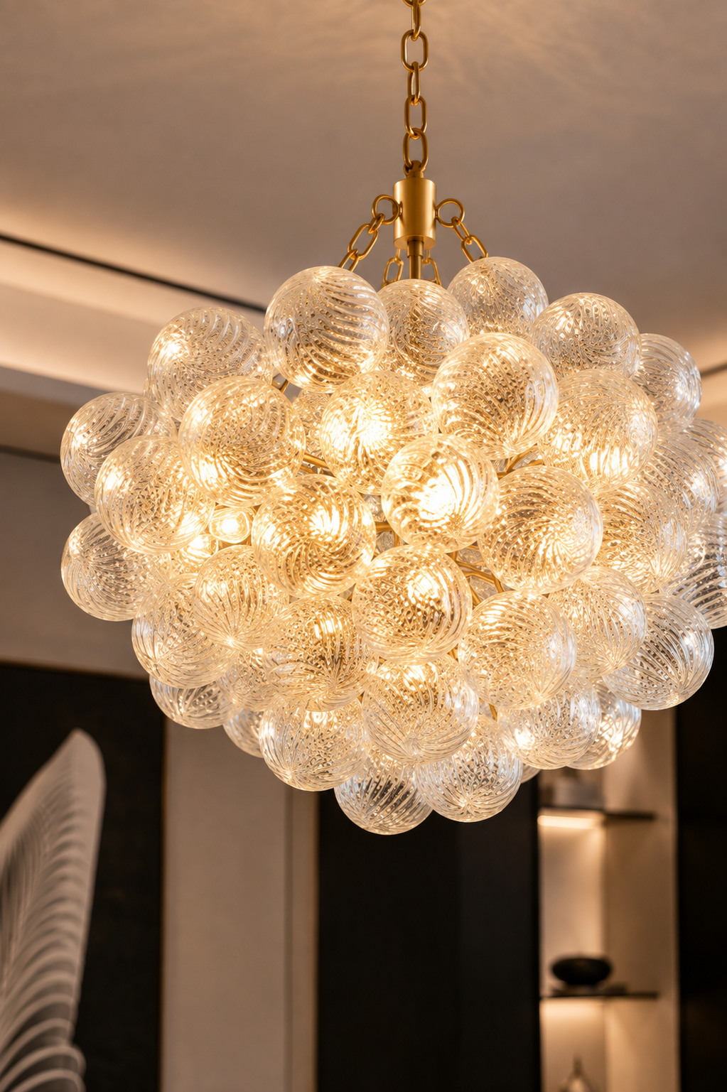 20-Inch Modern Gold Glass Globe Pendant Light with Textured Clear Glass Shade
