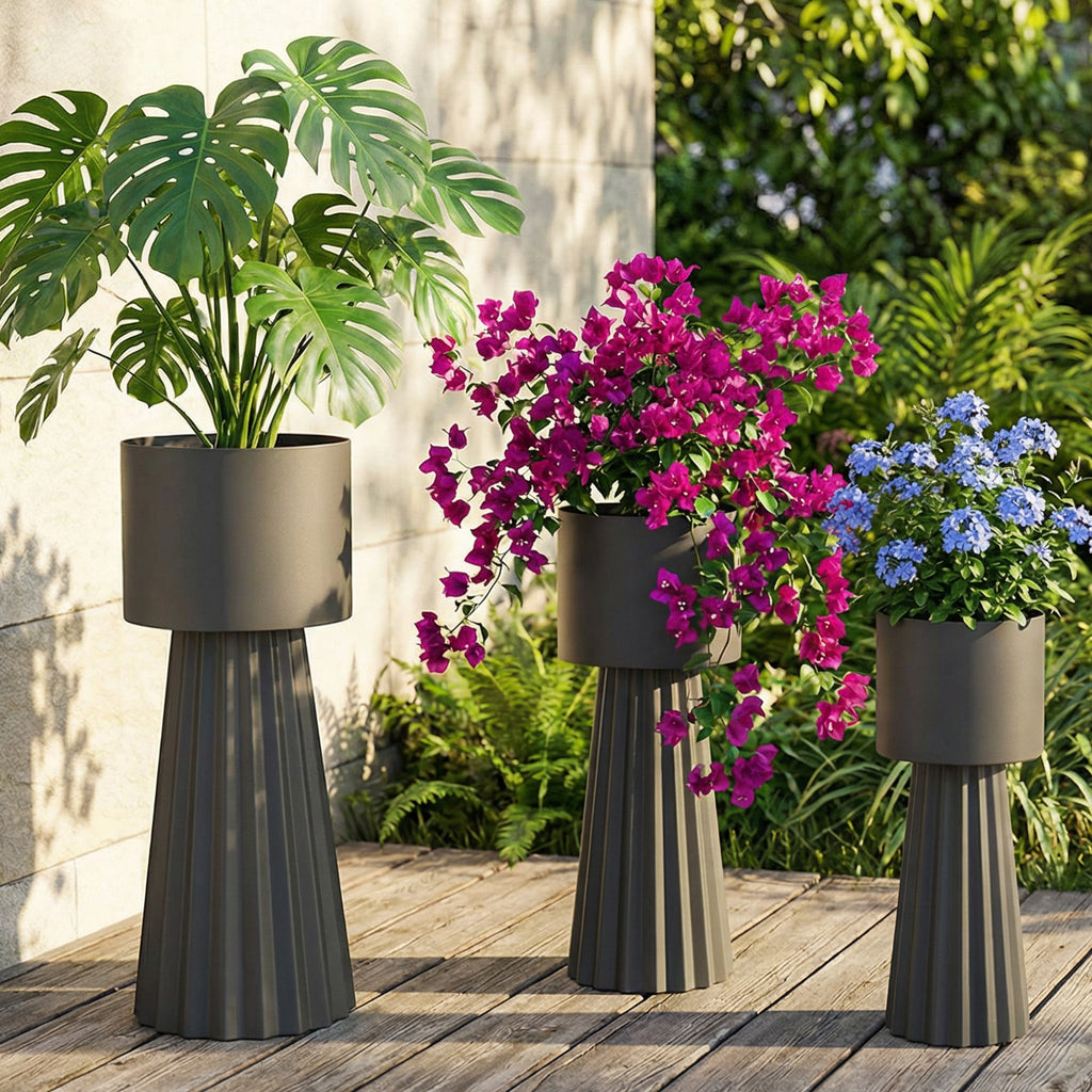 Set of 3 Metal Planters with Stands – Dark Gray